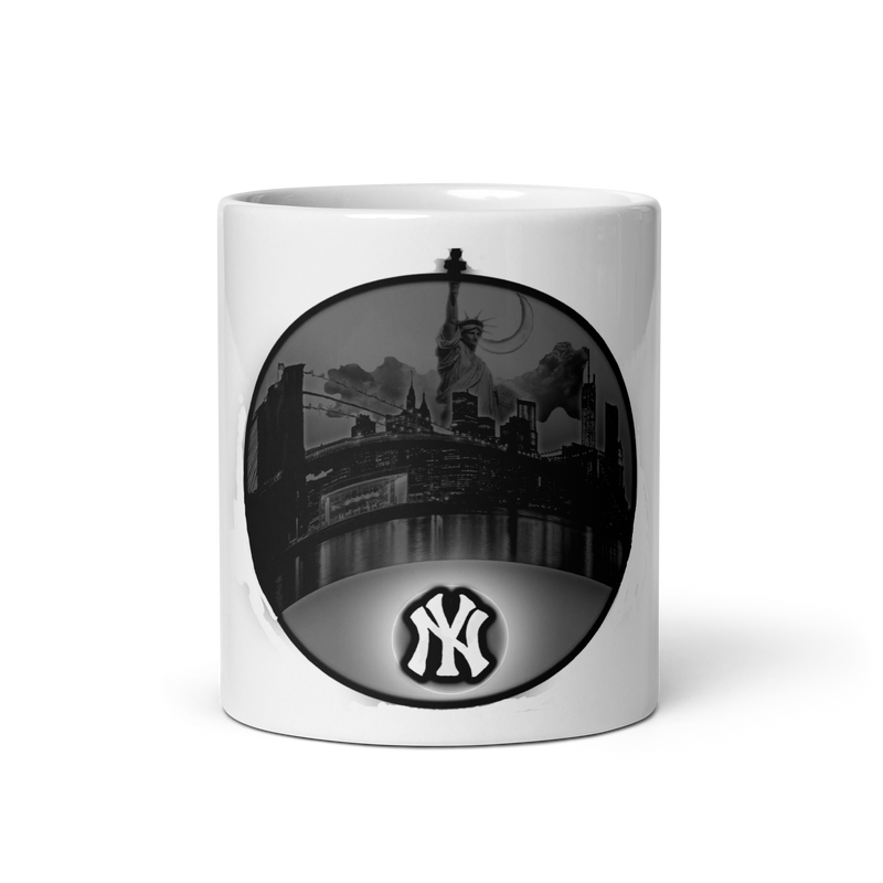 New York City Skyline White glossy mug