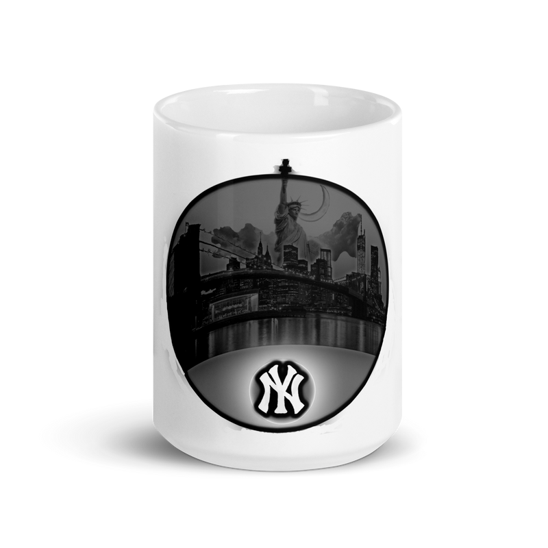 New York City Skyline White glossy mug