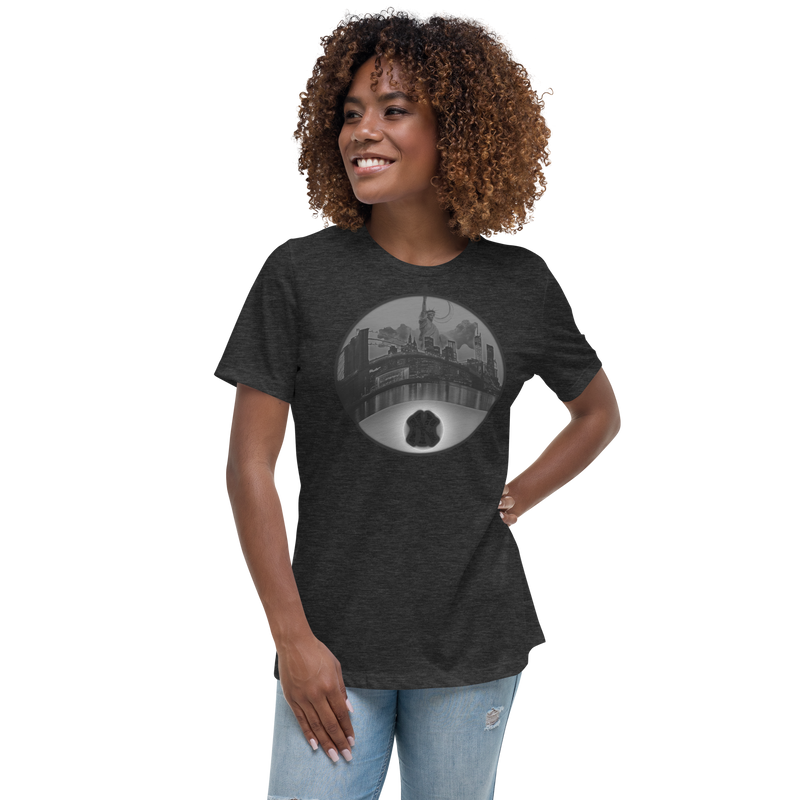 NYC New York City Skyline Women's Relaxed T-Shirt
