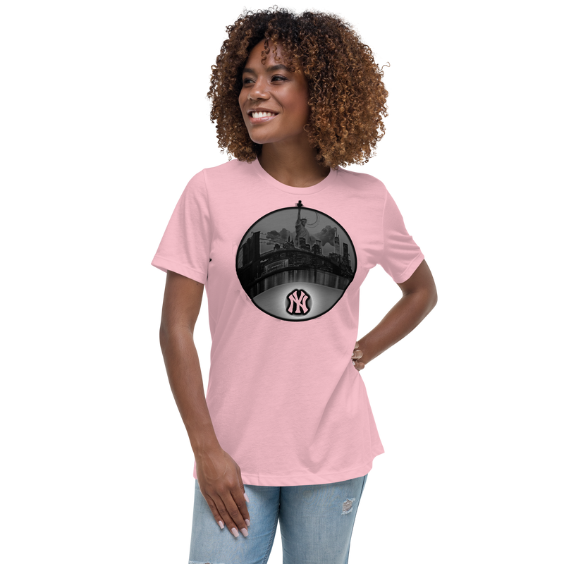NYC New York City Skyline Women's Relaxed T-Shirt