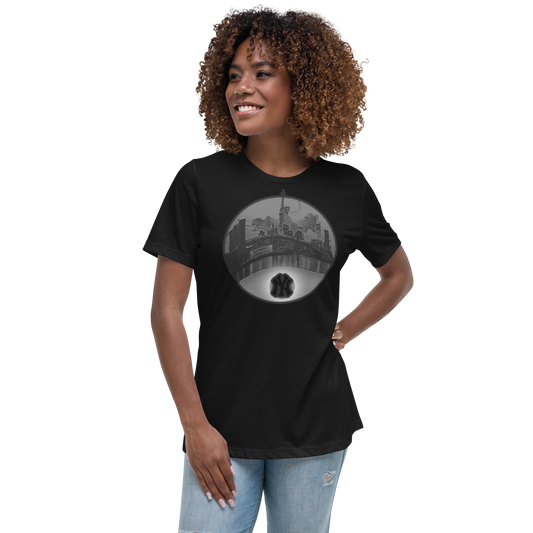 NYC New York City Skyline Women's Relaxed T-Shirt